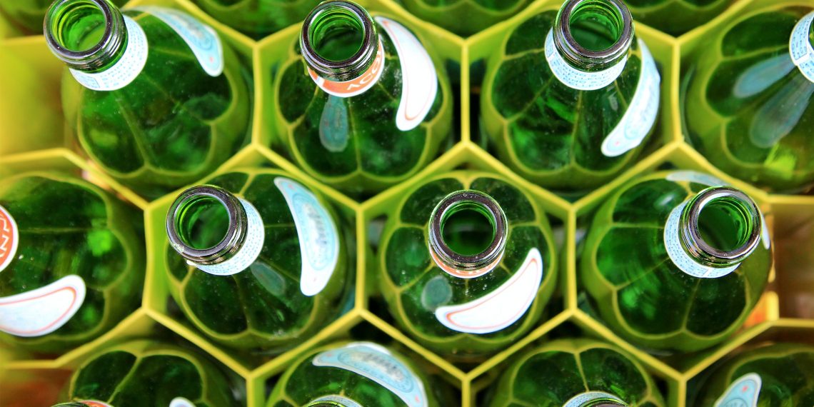 Garanție de 50 de bani pentru fiecare flacon sau sticlă de băutură cumpărate | Banii vor fi recuperați după returnarea ambalajelor