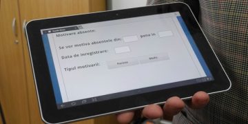 Trei școli din Bihor vor avea catalog electronic, în locul celui clasic