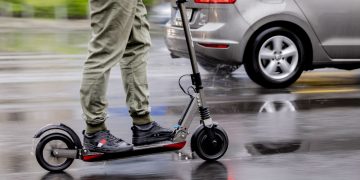 Trotinetele, scoase de pe trotuare | Care sunt condițiile tehnice minime pe care trebuie să le îndeplinească un astfel de vehicul