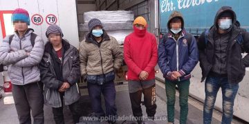 Migranți ascunși în TIR-uri, depistați de polițiștii de frontieră din vestul ţării