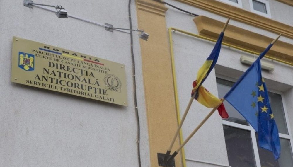 DNA a pus sub control judiciar o avocată acuzată de cumpărare de influență | Ar fi promis 10.000 de euro pentru a obține ajutorul unor șefi din Poliție