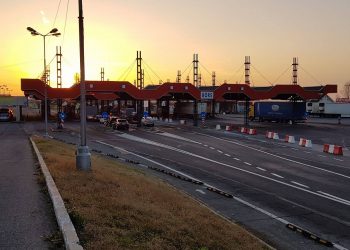 AMENZI de până la 50.000 lei pentru banii în numerar, nedeclarați la vamă | Sumele mai mari de 10.000 de euro se CONFISCĂ