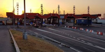 AMENZI de până la 50.000 lei pentru banii în numerar, nedeclarați la vamă | Sumele mai mari de 10.000 de euro se CONFISCĂ