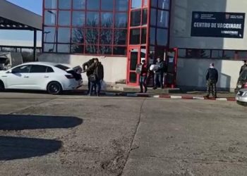ARESTĂRI în dosarul miilor de certificatelor false de la Petea | Asistenta de la DSP Bihor și ceilalți patru inculpați au fost trimiși după gratii pentru 30 zile