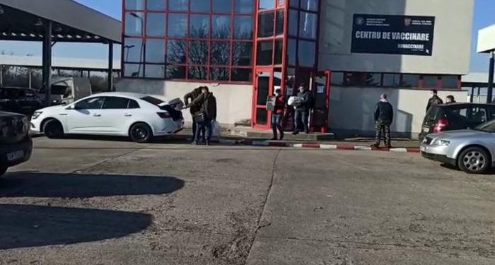ARESTĂRI în dosarul miilor de certificatelor false de la Petea | Asistenta de la DSP Bihor și ceilalți patru inculpați au fost trimiși după gratii pentru 30 zile