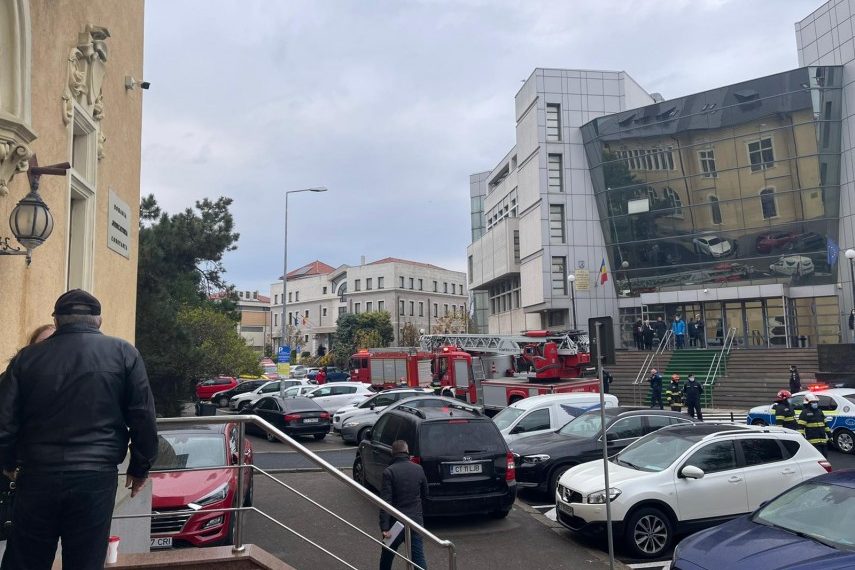 Amenințare cu BOMBĂ la două instanțe: ”Se va întâmpla o nenorocire!”