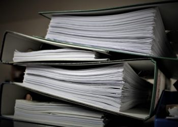 Apune epoca dosarului cu șină | Instituțiile publice NU MAI AU VOIE să ceară copii ale actelor emise de organizații ale statului