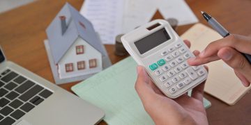 Impozitul la vânzarea caselor sau terenurilor se va calcula la valoarea de piață