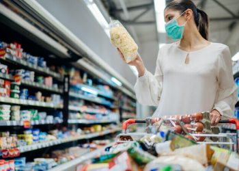 Alimentele, mai scumpe cu 6% | Rata anuală a inflaţiei a coborât la 7,8% în noiembrie