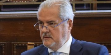 Adrian Năstase, reabilitat de Curtea Supremă | Măsura se referă la pedepsele cu închisoarea în dosarele „Trofeul Calităţii” şi în dosarul „Zambaccian”
