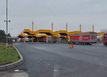 VIDEO-FOTO. Descinderi DGA în punctul de frontieră Borș, într-un caz de corupție | 6 polițiști de frontieră au fost duși la audieri