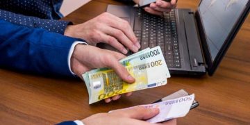 1 milion de euro pentru firme, finanțare în contextul crizei COVID | Guvernul lansează Măsura 4.1.1