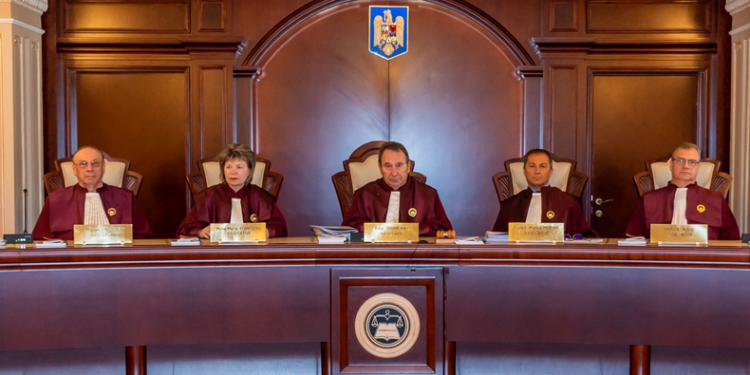 CCR: accesul liber la justiție este compatibil cu instituirea unor proceduri speciale, pentru situații deosebite