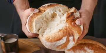 Avertisment | Pâinea și făina se vor SCUMPI. Care este cauza