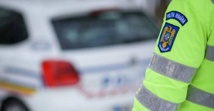 Șofer condamnat la închisoare CU EXECUTARE după ce a trecut pe roșu și a dat mită ca să scape de dosarul penal | Mai oferise șpagă și după ce a fost prins băut la volan