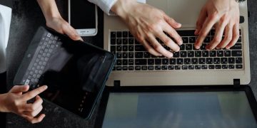 ANAF: De la 1 martie, contribuabilii autorizaţi pot transmite documente doar prin SPV