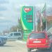 Aglomerație la pompe | De teama scumpirilor, șoferii din Oradea și mai multe localități din Bihor au format cozi kilometrice la benzinării. În Beiuș motorina a ajuns la 11 lei/litru