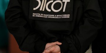 Percheziții DIICOT în biroul și locuința adjunctului șefului Poliției Oradea