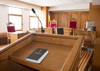 Trimis în judecată sub acuzația că a mințit pentru a-și proteja fiul, un tată a fost achitat de Judecătoria Oradea | Motivele pentru care bărbatul a fost declarat nevinovat