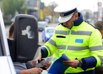 Propunere: Șoferii rămân fără permis dacă nu își achită amenzile