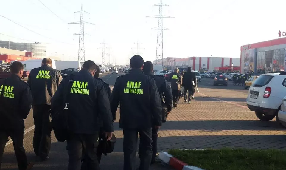 Peste 3 milioane de lei recuperați de la un evazionist care a folosit un om al străzii pentru a-și acoperi urmele