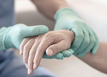 CEDO. Condamnarea unui medic pentru sinucidere asistată nu i-a încălcat acestuia dreptul la liberă exprimare | Reclamantul este autor al unui ”ghid de sinucidere”