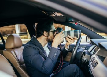 HP respinsă referitoare la sesizarea judecătorului de drepturi și libertăți în cazul folosirii unor dispozitive tehnice de către un colaborator al anchetatorilor