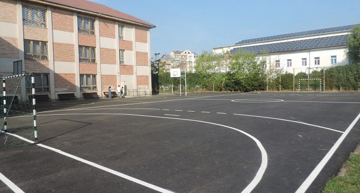 Legea care ar fi permis accesul gratuit al copiilor pe bazele sportive ale școlilor și după ore a fost declarată neconstituțională