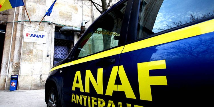 Inspector antifraudă, arestat pentru luare de mită | Ar fi cerut 15.000 de euro după un control la o PFA