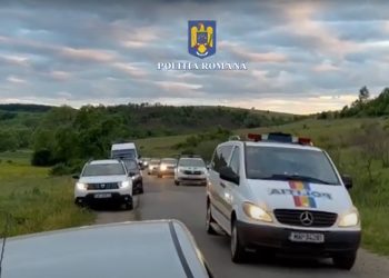 VIDEO | Percheziții la cămătari. Zeci de persoane au fost duse la audieri
