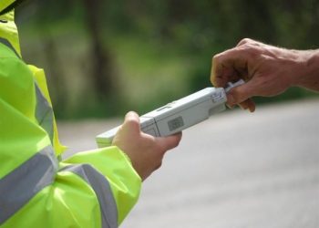 Un șofer a mers în instanță pentru a demonstra că alcoolemia înregistrată de etilotest a fost determinată de șervețelele umede | Ce au decis judecătorii