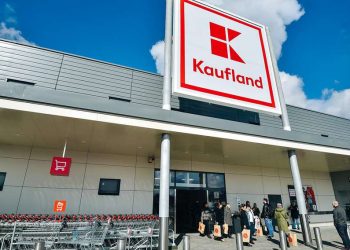 Kaufland, amendat după ce un agent de pază ar fi folosit ”necorespunzător” datele unei cliente
