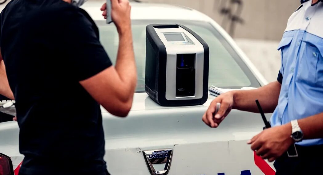 Tânăr de 30 de ani, prins drogat la volan în Oradea