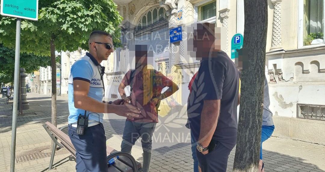 Portofel cu droguri, găsit pe stradă