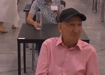 Un bărbat de 88 de ani, candidat la facultatea de Drept | De ce vrea să fie avocat