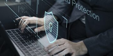 Baza de date a unei firme de curierat, cu informații despre mai bine de 26.000 de persoane din România, scoasă la vânzare pe internet