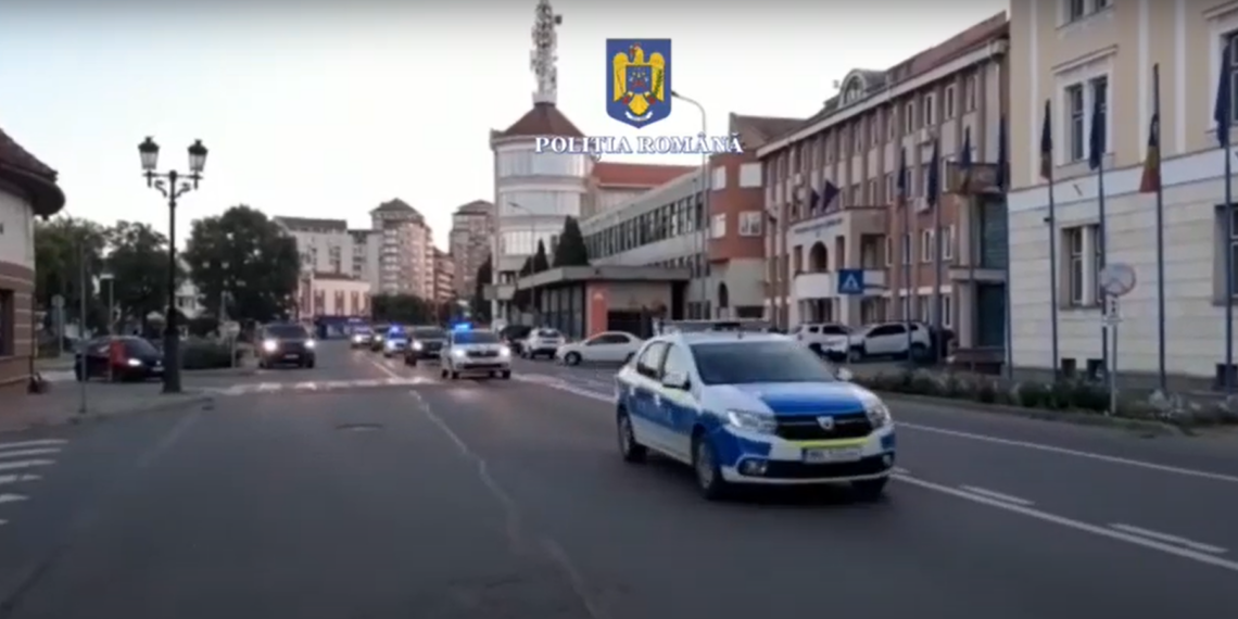 VIDEO | Percheziții în nouă județe din țară, inclusiv în Bihor, într-un dosar privind falsificarea de documente | Ar fi fost contrafăcute permise de conducere, teste COVID sau polițe RCA