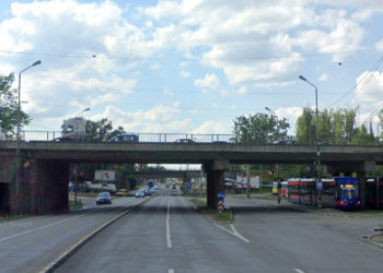 Scene șocante în Oradea | Un bărbat de 75 de ani a murit după ce ar fi sărit de pe un pod