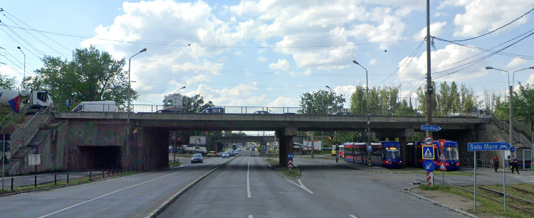 Scene șocante în Oradea | Un bărbat de 75 de ani a murit după ce ar fi sărit de pe un pod