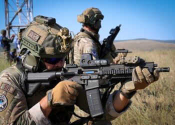 Amenzi uriașe pentru românii care refuză ordinul de mobilizare militară | Ce prevede noul proiect de lege al MApN