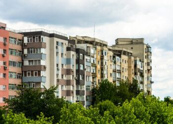 Piața imobiliară, creștere pe timp de vară | Câte tranzacții s-au făcut în luna iulie