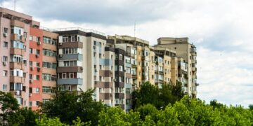 Piața imobiliară, creștere pe timp de vară | Câte tranzacții s-au făcut în luna iulie