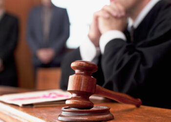 Judecătorii și procurorii vor putea beneficia de bani de la stat pentru plata ratelor la casă | Proiectul a trecut de Senat