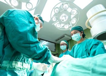 Diagnosticată greșit cu cancer, o femeie căreia i-a fost extirpat un sân a câștigat procesul deschis la CEDO împotriva României | Mecanismul ”greoi și lent” din Justiția română nu a permis elucidarea cazului nici după 14 ani de la operație