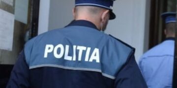 Exibiționist prins în Oradea | Ar fi urmărit o femeie zile la rând și s-ar fi dezbrăcat în fața ei