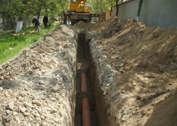 Prima conectare | Cine și cum poate primi până la 1.900 de euro pentru a se lega la rețetele de apă și canalizare