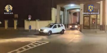 VIDEO | Acțiuni în mai multe județe, printre care și Bihor, împotriva crimei organizate. Peste 400 de persoane sunt vizate