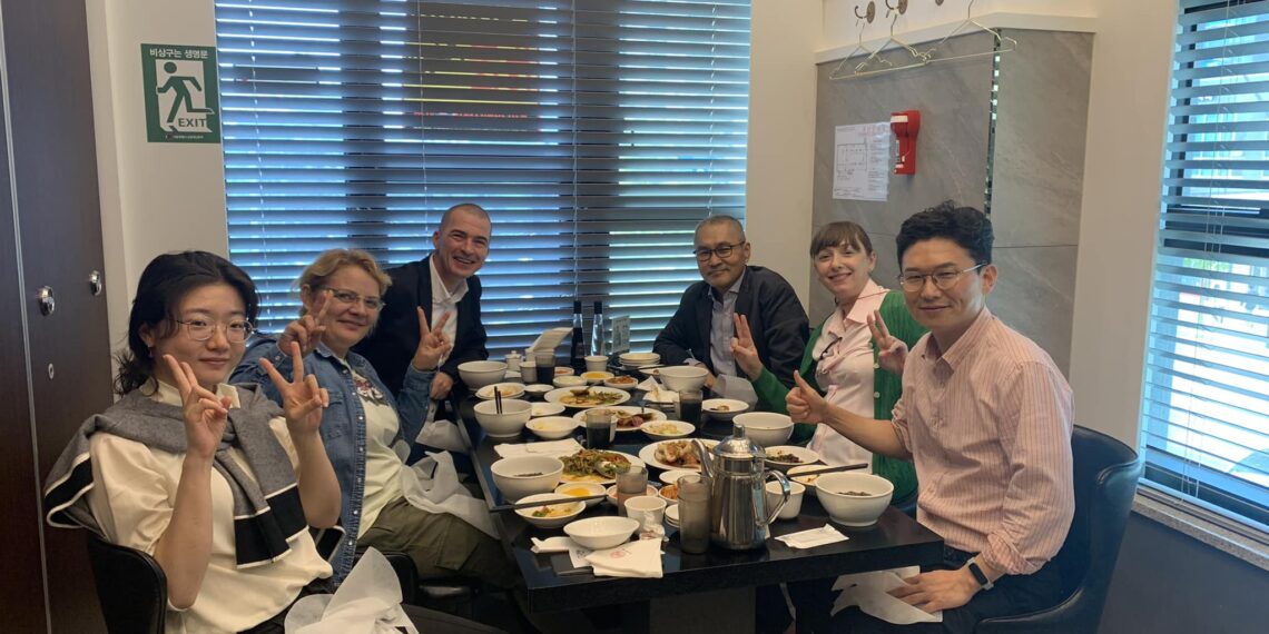 Dacian Palladi, alături de o bihoreancă gata să finanțeze un film exploziv, în Coreea de Sud | Au fost și în cea mai urmărită și bine păzită zonă din lume