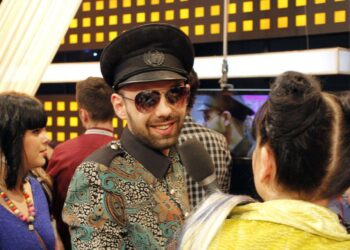 Orădeanul care a colaborat cu Selena Gomez, un proiect unic care îmbină folclorul autentic românesc cu muzica electronică