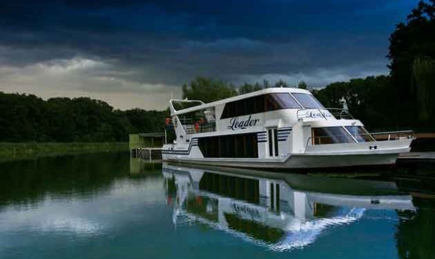 Bihorenii care readuc la viață navele lui Ceaușescu | Călin Ștef va recondiționa Snagov 1, iar Sandu Boc a fost proprietarul navei Sovata